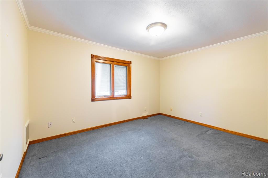 21819 Meridian Road, Grosse Ile, MI 48138 — Photo 17