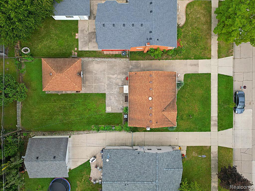 9929 DEERING Street, Livonia, MI 48150 — Photo 7