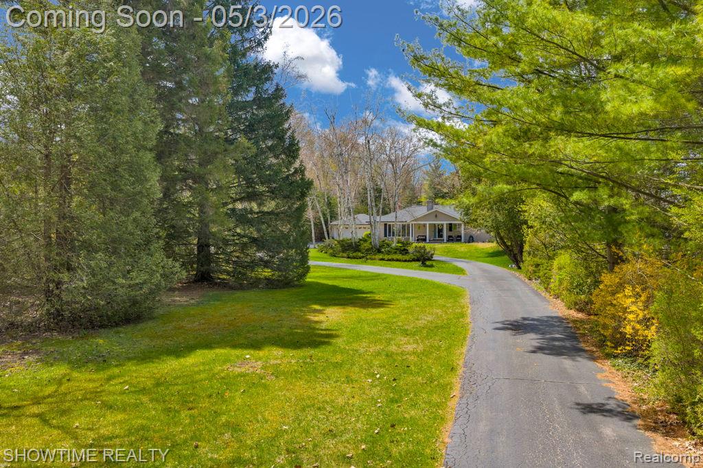5211 Lakeshore Road, Fort Gratiot, MI 48059 — Photo 3