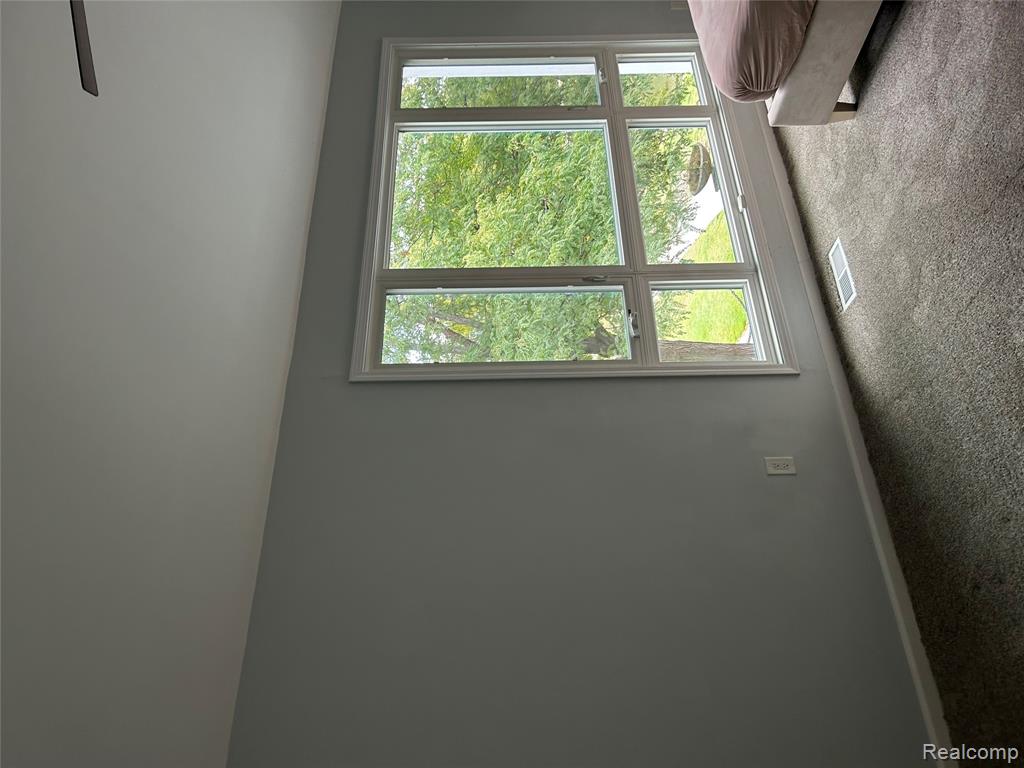 204 MAIN SAIL, Detroit, MI 48207 — Photo 10