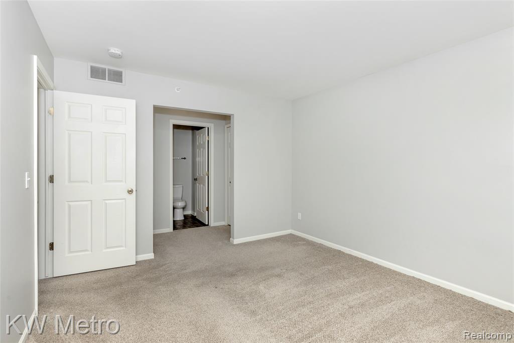 788 EAGLE Drive, Fenton, MI 48430 — Photo 19