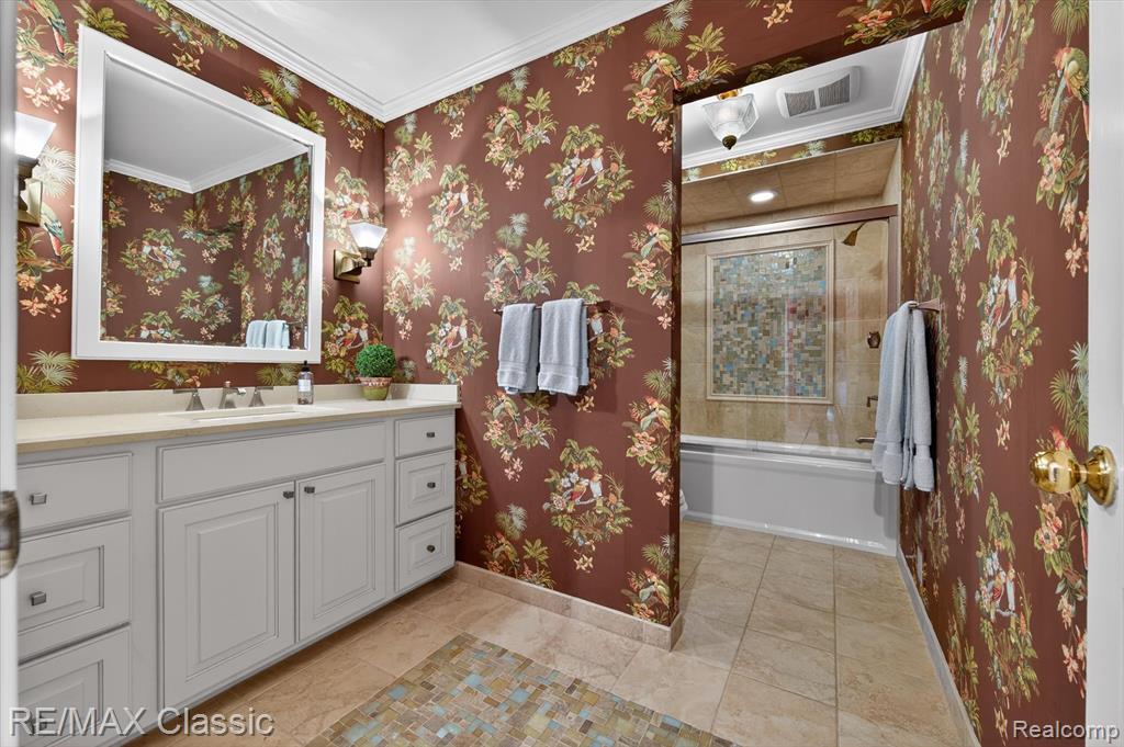 12648 Portsmouth Court, Plymouth, MI 48170 — Photo 25