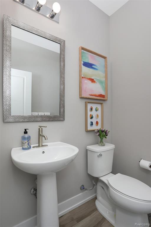 822 Huntley Lane, Troy, MI 48085 — Photo 8