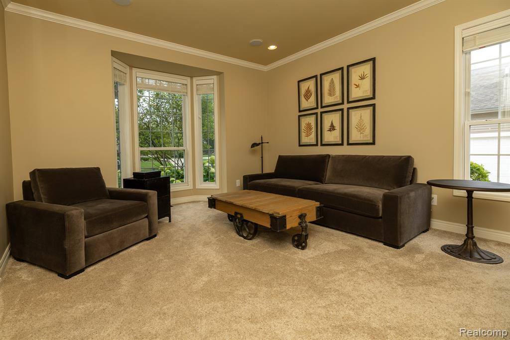 4910 Knollcrest Court, Commerce Twp, MI 48382 — Photo 11