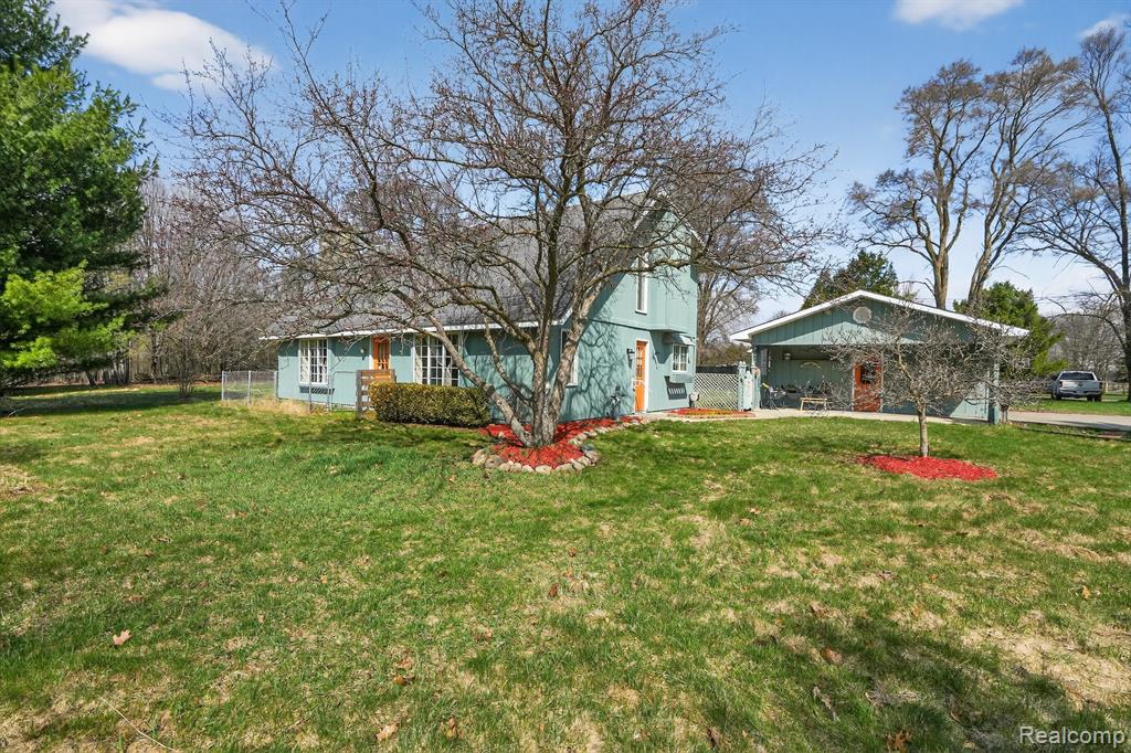 4990 Shepper Road, Stockbridge, MI 49285 — Photo 2