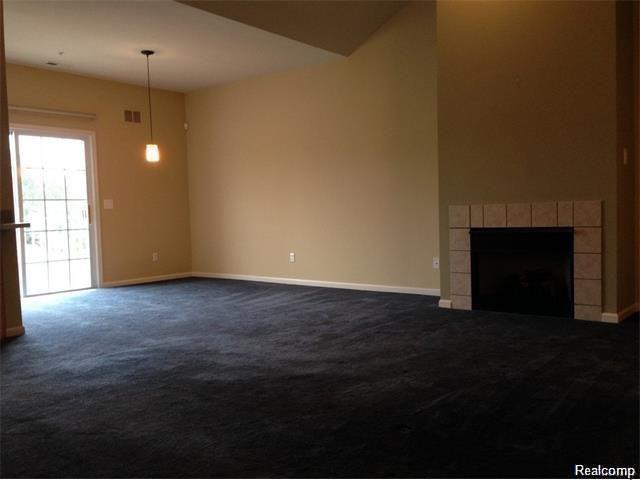 14210 Addington Drive, Commerce Twp, MI 48390 — Photo 5