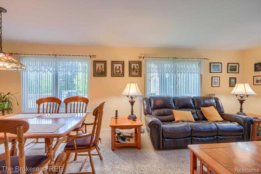 9538 Fenhill Drive, Grand Blanc, MI 48439 — Photo 6