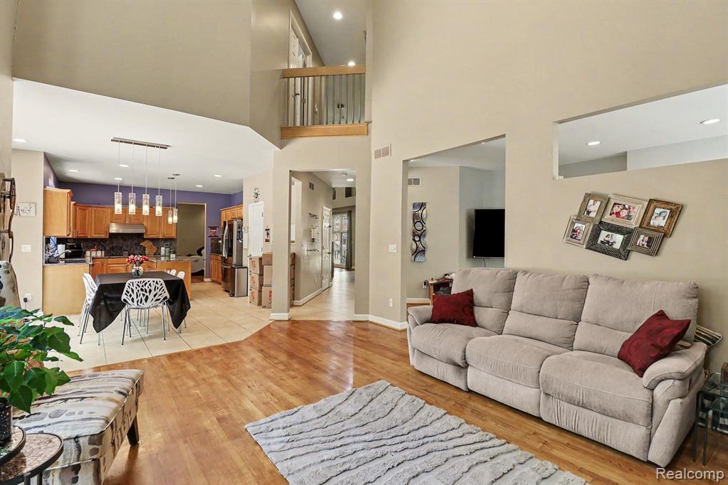 6621 Glenshaw Court, West Bloomfield, MI — Photo 9