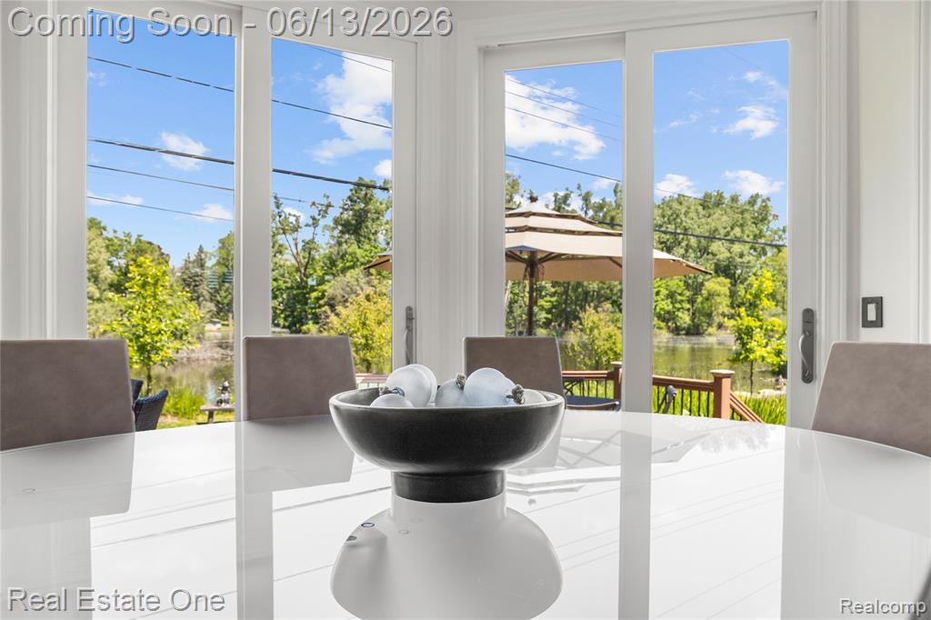2428 Pine Lake Road, West Bloomfield, MI 48324 — Photo 36