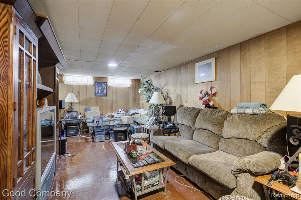 21395 GARDEN Lane, Ferndale, MI 48220 — Photo 12