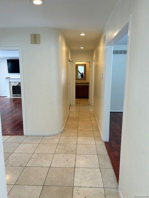 6597 TORYBROOKE Circle, West Bloomfield, MI 48323 — Photo 13