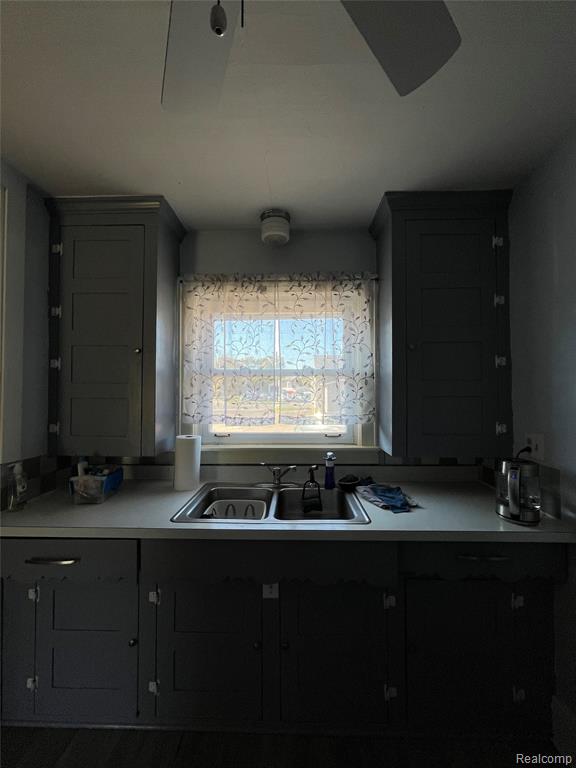 712 Sanford Street, Lansing, MI 48906 — Photo 5