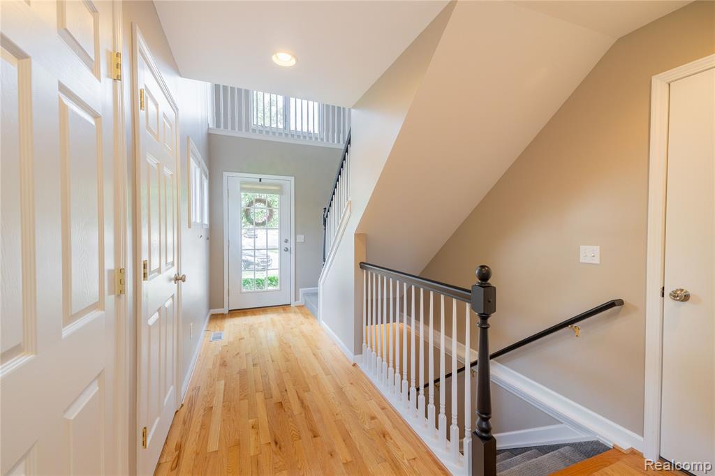 50580 Beechwood Court, Plymouth, MI 48170 — Photo 6