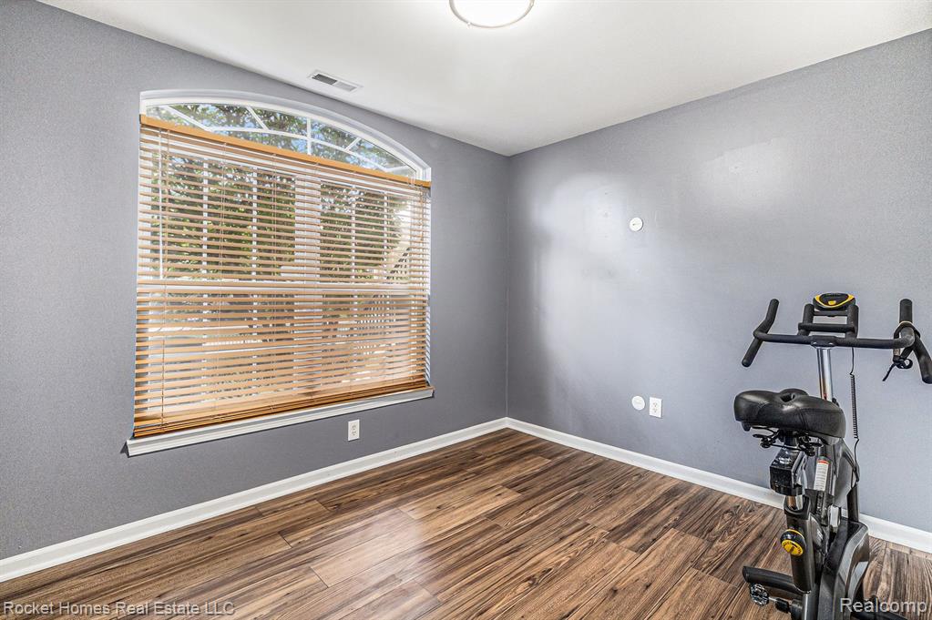 20213 BOARDWALK Boulevard, Southfield, MI 48075 — Photo 26