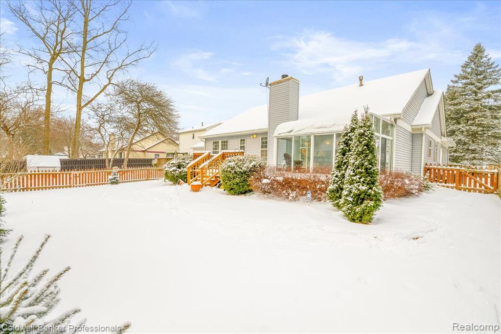 7984 Lake Crest Drive, Ypsilanti, MI 48197 — Photo 23