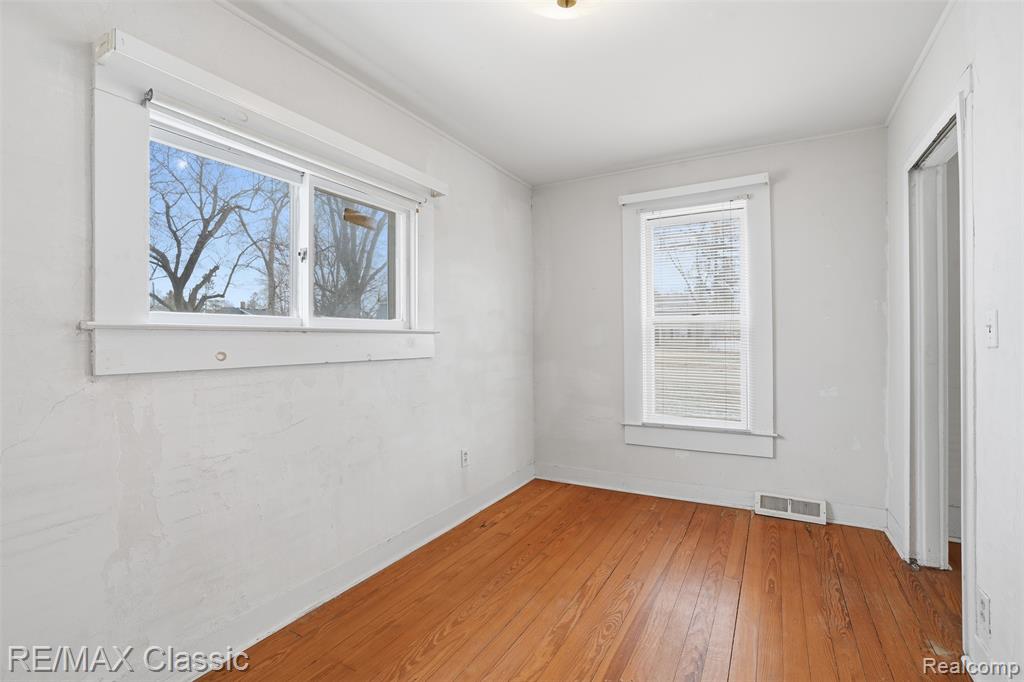 226 Franklin Street, Milford, MI 48381 — Photo 15