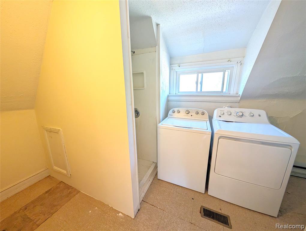 32 LABADIE Street, Ecorse, MI 48229 — Photo 15