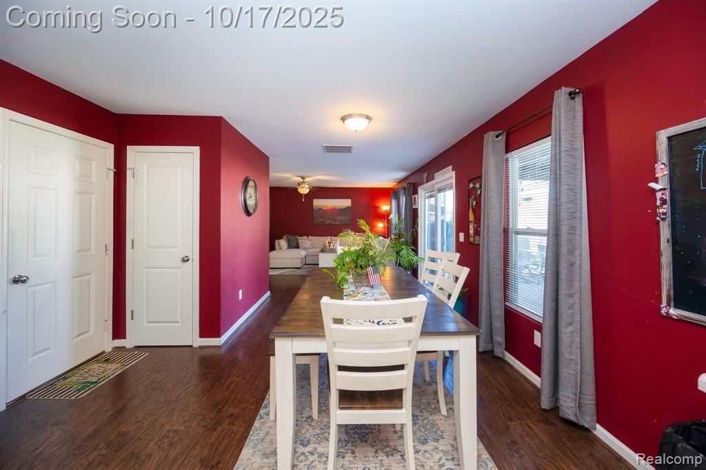 410 Natures Way, Carleton, MI 48117 — Photo 31