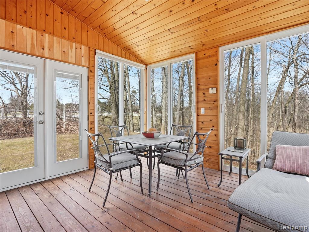 7845 Sleepy Hollow Drive, Northville, MI 48168 — Photo 22