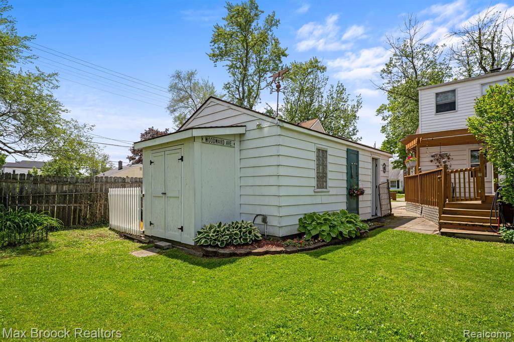4048 Tyler Avenue, Berkley, MI 48072 — Photo 28