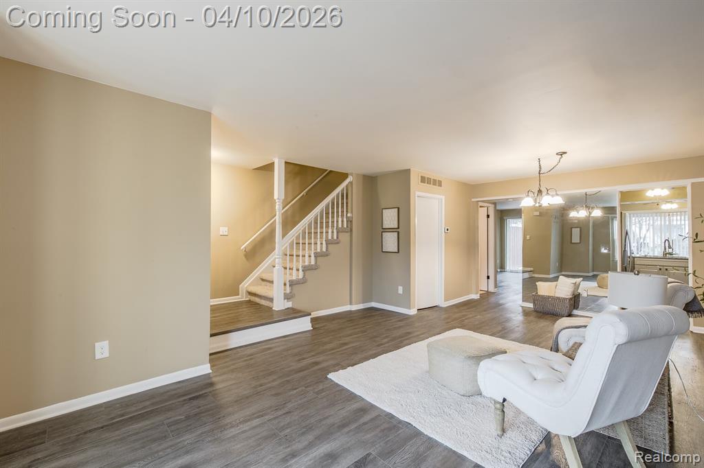 2669 Williamsburg Circle, Auburn Hills, MI 48326 — Photo 12