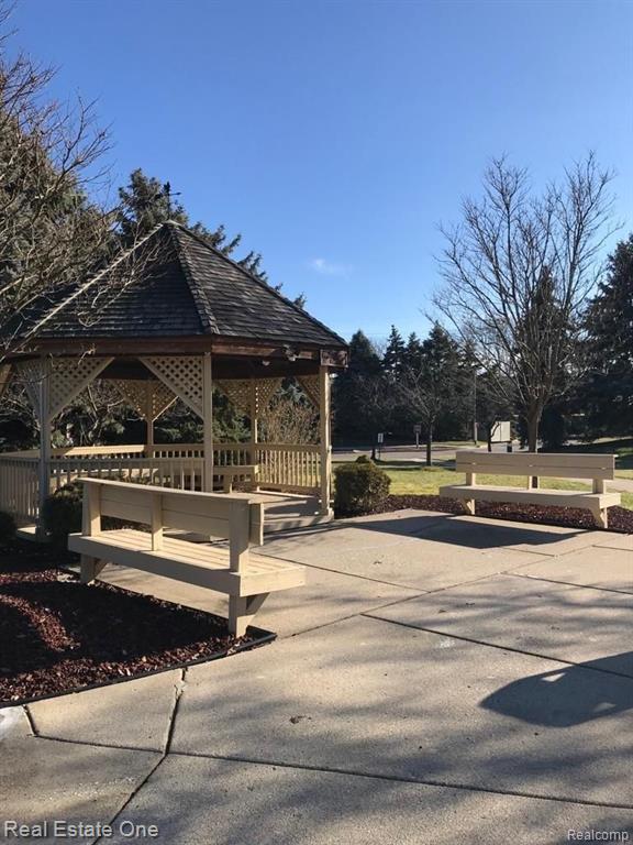 42493 LILLEY POINTE Drive, Canton, MI 48187 — Photo 24