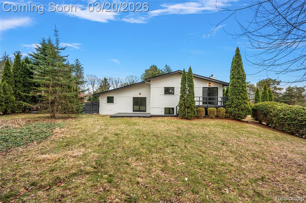 7811 Caberfae Trail, Clarkston, MI 48348 — Photo 20