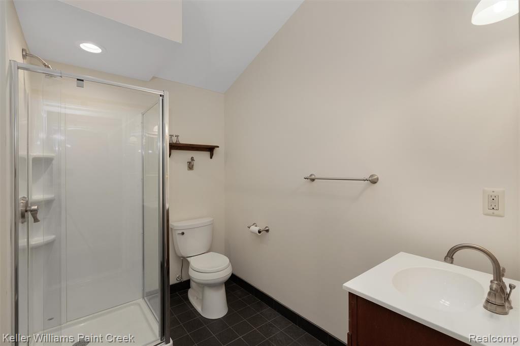 37580 Lakeshore Drive, Harrison Township, MI — Photo 55