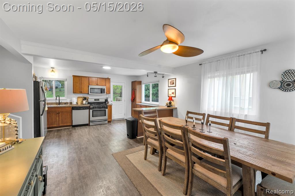 842 Bird Song Drive, Milford, MI 48381 — Photo 30