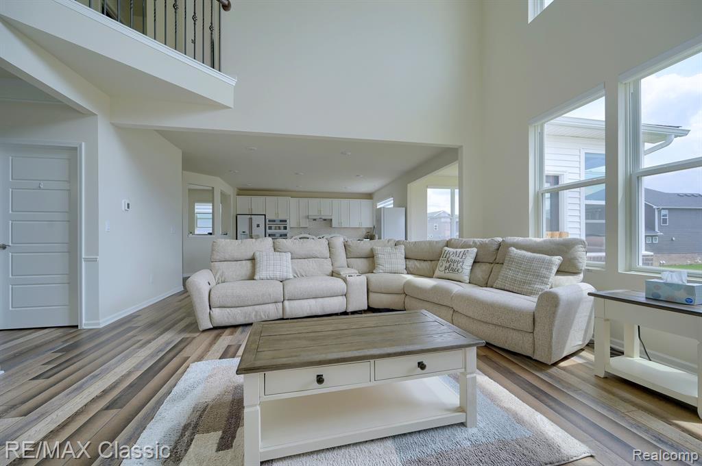 2785 Trillium Hills Drive, Commerce Twp, MI 48382 — Photo 11