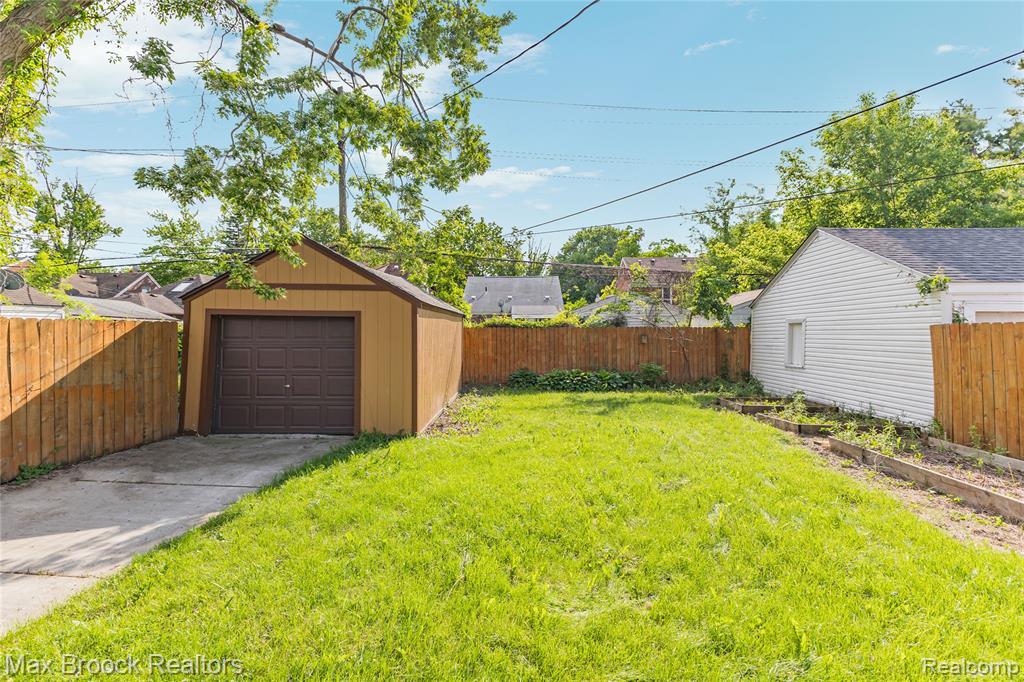 4391 Bishop Street, Detroit, MI 48224 — Photo 37