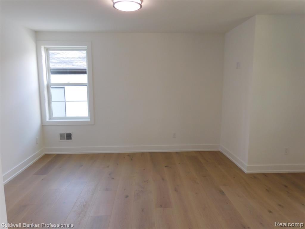 4247 Hampton Boulevard, Royal Oak, MI 48073 — Photo 39