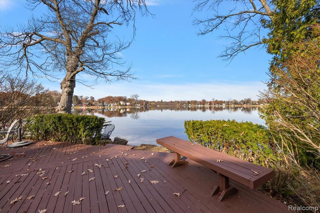 9492 Roundlake Boulevard, White Lake, MI — Photo 34