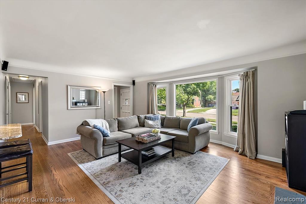 4151 Seminole Drive, Royal Oak, MI 48073 — Photo 8