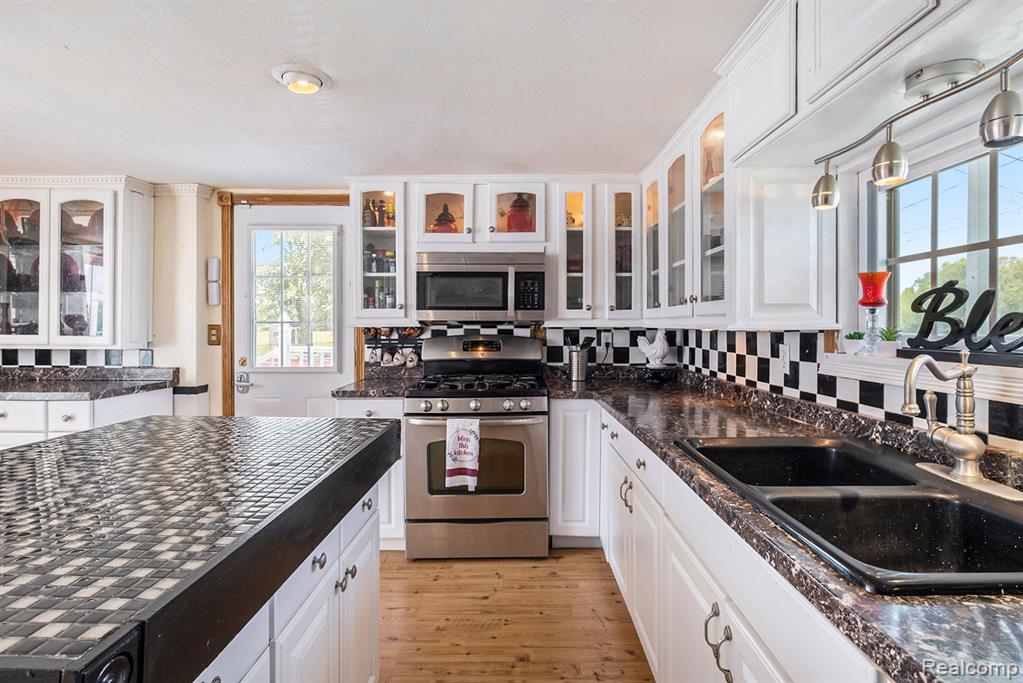 5280 E M 21, Corunna, MI 48817 — Photo 9
