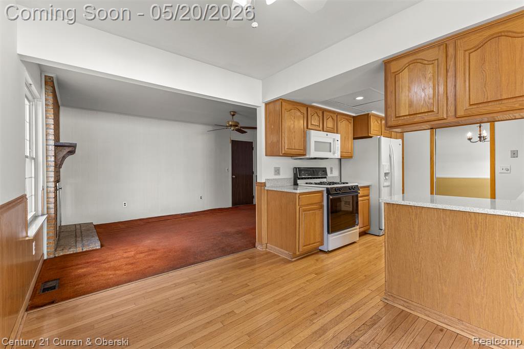 6873 Carriage Hills Drive, Canton, MI 48187 — Photo 17