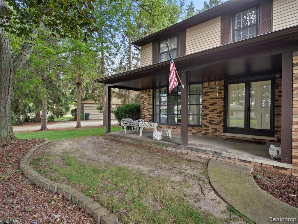 47202 WARWICK, Shelby Twp, MI 48315 — Photo 4