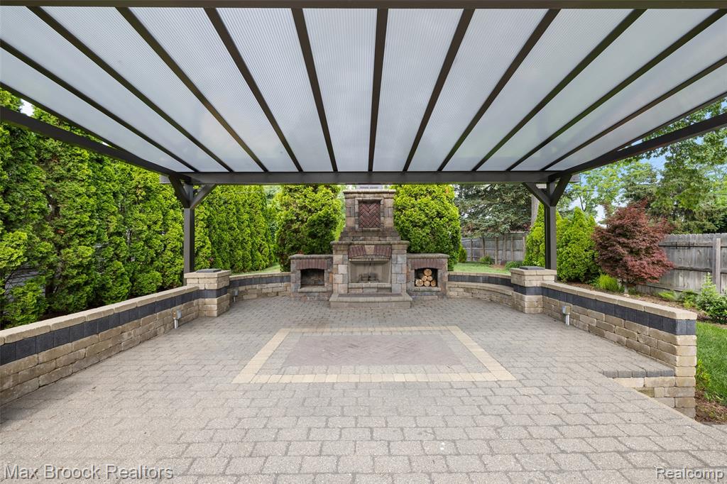 3642 Orchard Lake Road, West Bloomfield, MI 48324 — Photo 27