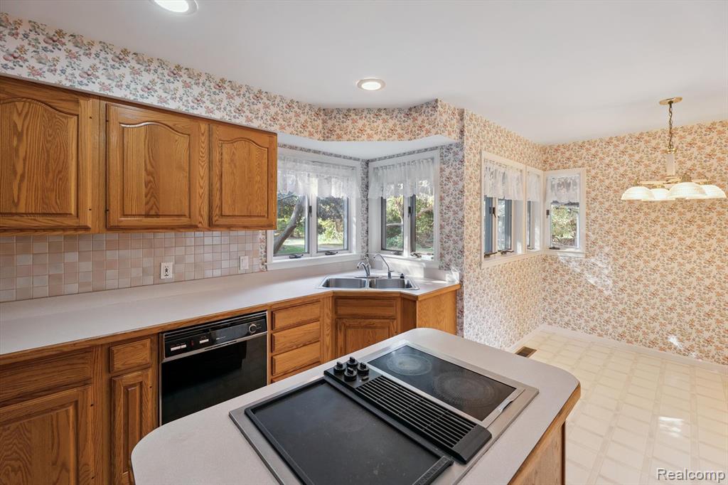 1792 Tooley Road, Howell, MI 48855 — Photo 15