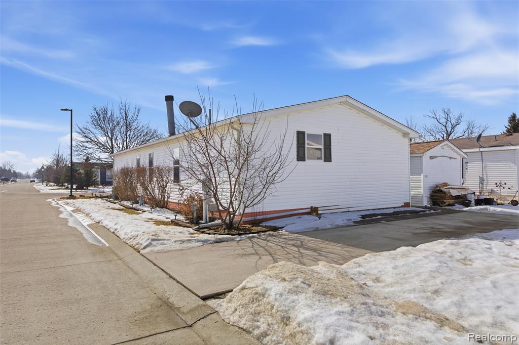 1983 Oak Street, Newport, MI 48166 — Photo 25