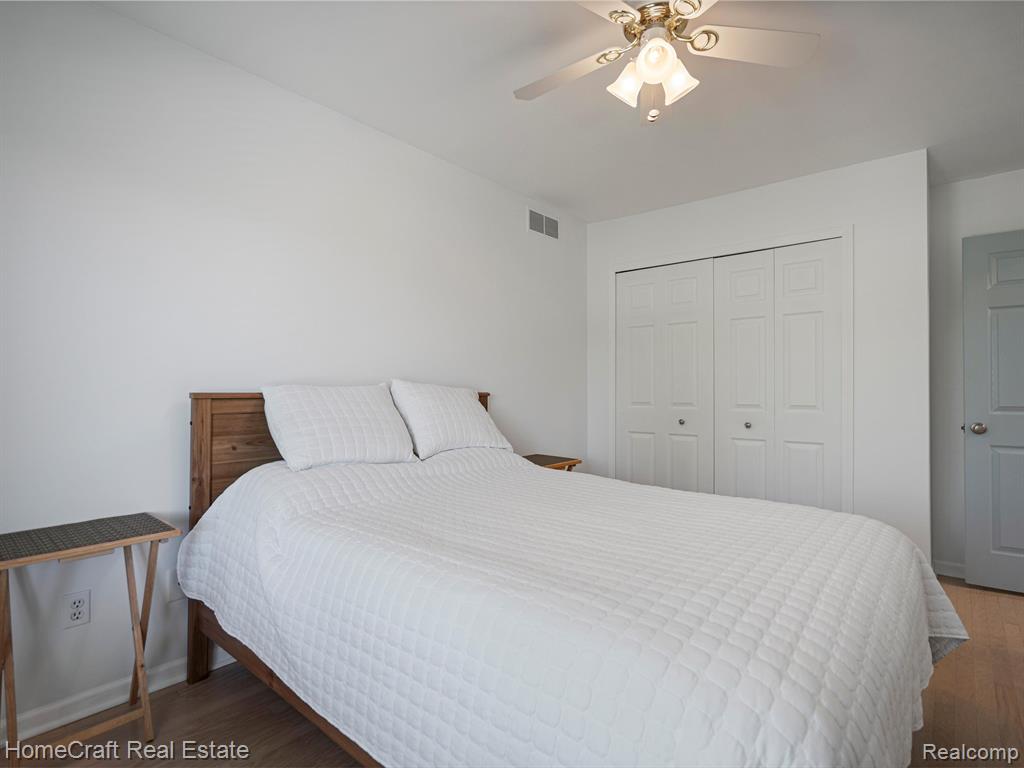 44217 DARTMOUTH Street, Canton, MI 48188 — Photo 32