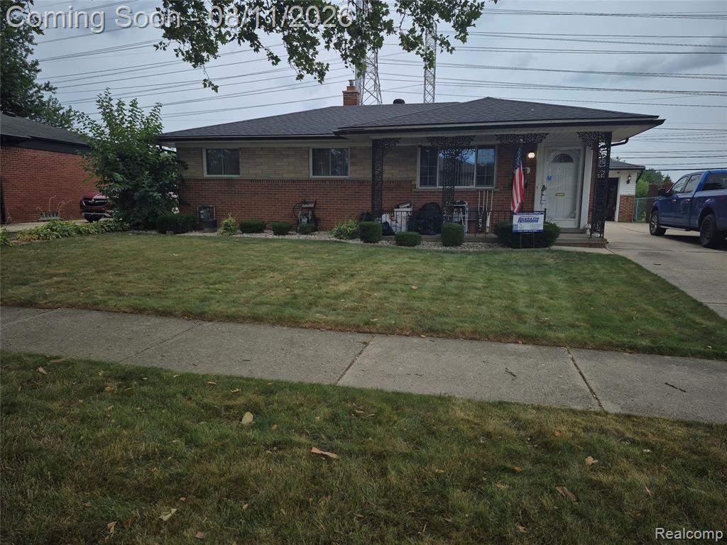 30541 Iroquois Drive, Warren, MI 48088