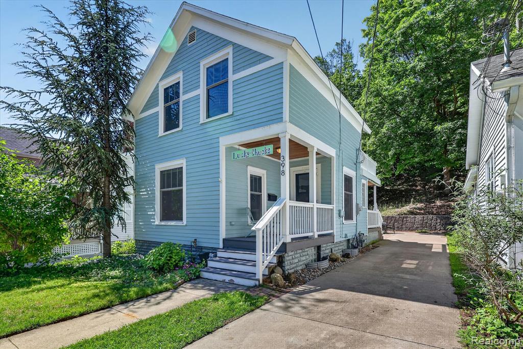 398 Howard Avenue, Grand Haven, MI 49417 — Photo 3
