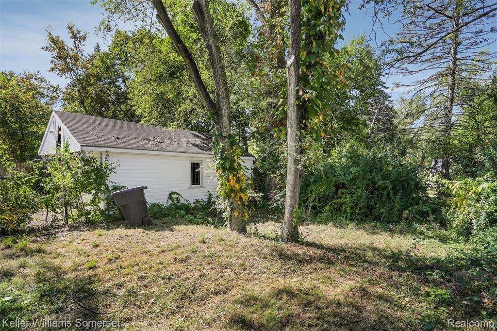 16555 Bramell Street, Detroit, MI 48219 — Photo 21