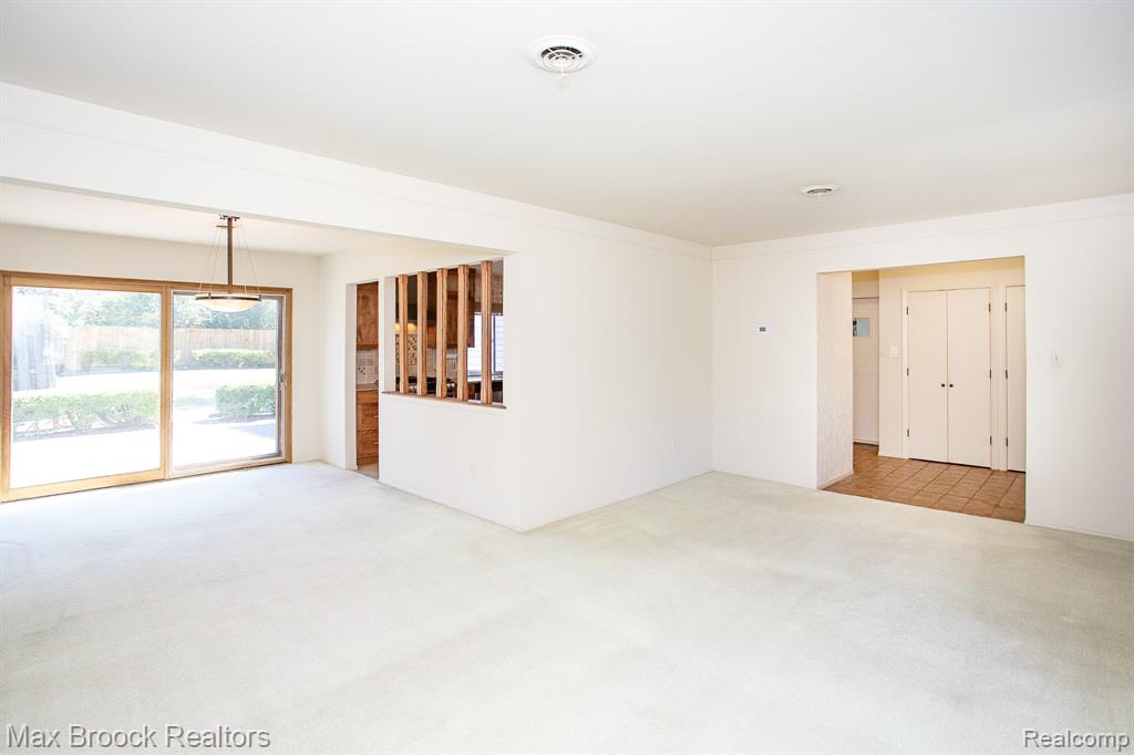 4298 Cherrywood Drive, Troy, MI 48098 — Photo 10