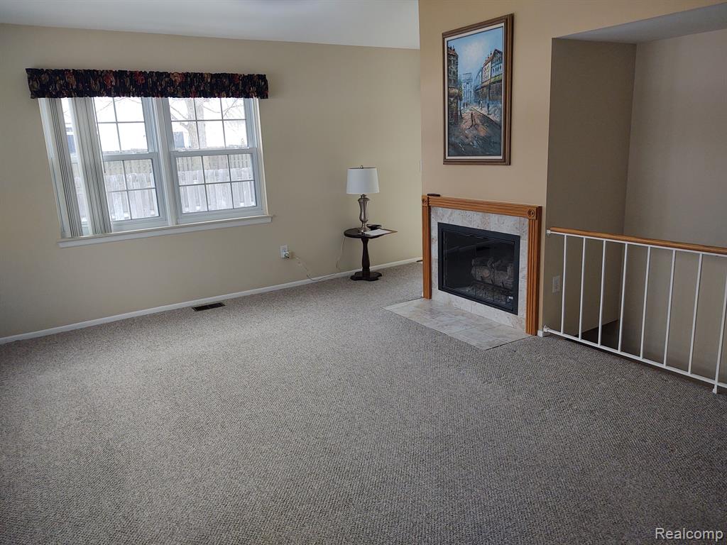 19724 DEARBORN Court, Northville, MI 48167 — Photo 4