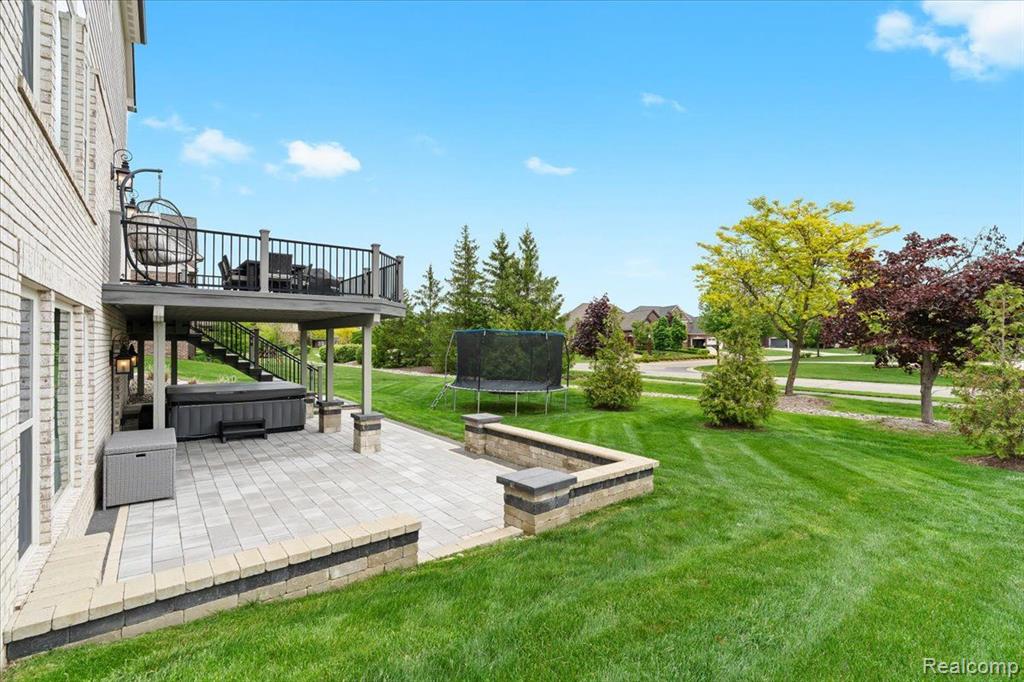 10611 STONEY POINT Drive, South Lyon, MI 48178 — Photo 49