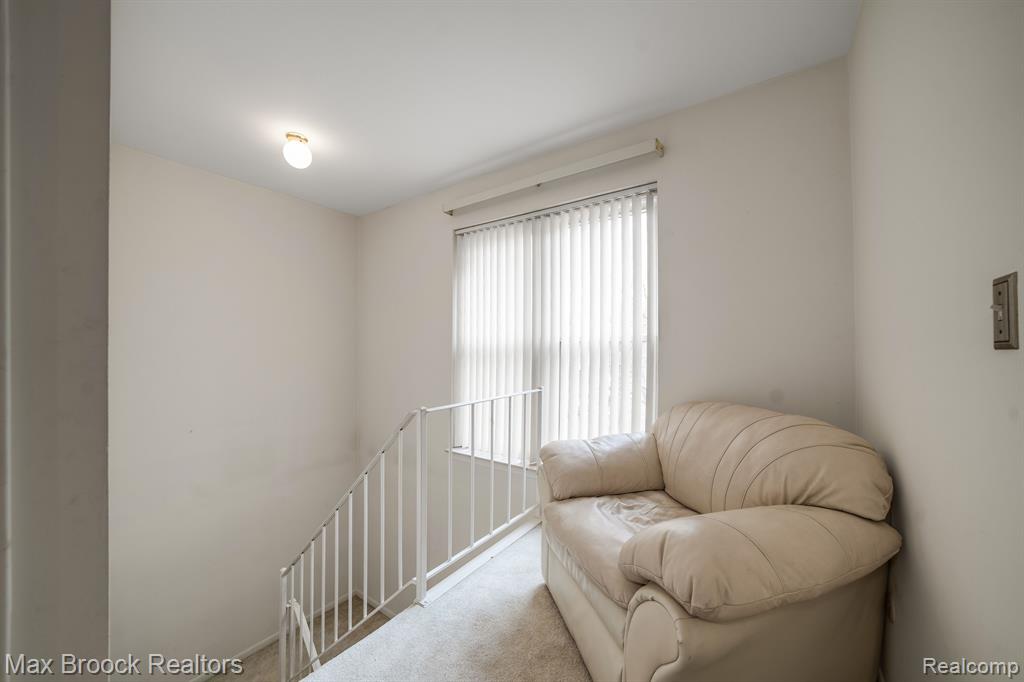 8691 Edgewater Lane, Warren, MI 48093 — Photo 10