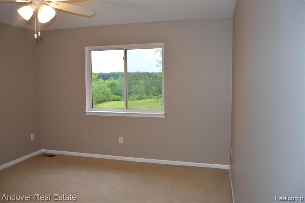 2650 SANDHILL Drive, Dexter, MI 48130 — Photo 32