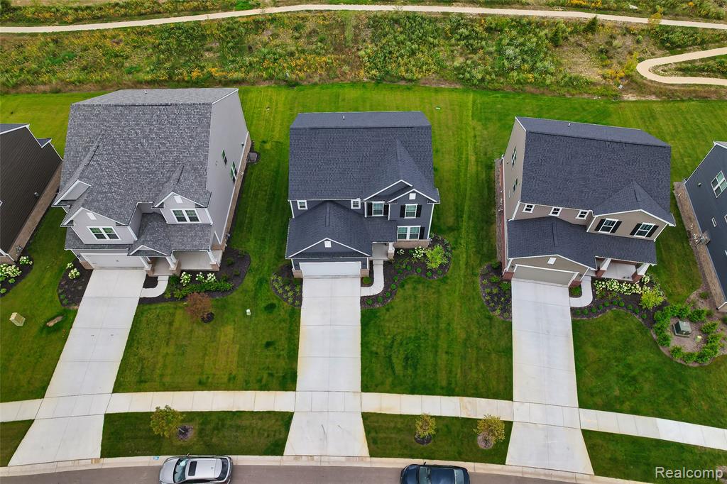 4568 Paradise Parkway, Milford, MI 48381 — Photo 48